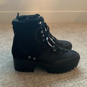 STEVE MADDEN GRADY BOOT